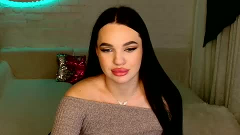 tasty_babyy online show from 01/19/25, 09:13