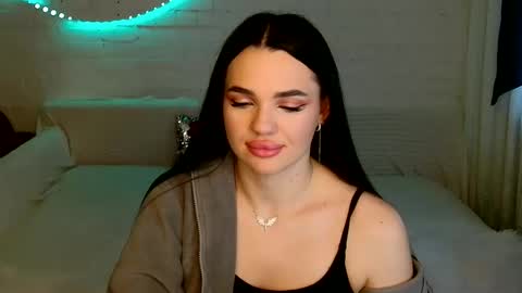 Snapshot of tasty_babyy chatting on 11/12/25, 12:38 tasty_babyy online show from 11/12/25, 12:38