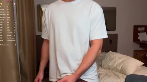 Snapshot of tasty_justin chatting on 11/11/25, 04:12 My shows 2100500 UTC3 online show from 11/11/25, 04:12