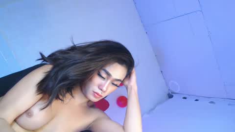 Vannesa online show from 02/15/25, 02:58
