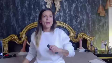 TastyPatricia online show from 01/20/25, 03:50