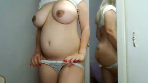Snapshot of tateisblonde chatting on 03/14/26, 11:43 tateisblonde online show from 03/14/26, 11:43