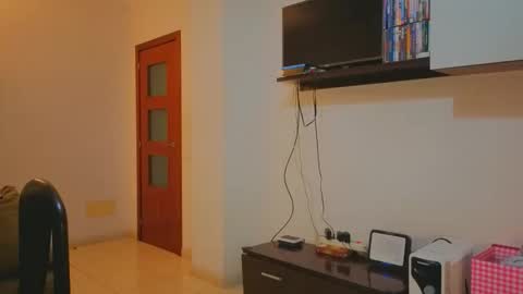 Snapshot of tatiana2224 chatting on 10/31/25, 09:27 tatiana2224 online show from 10/31/25, 09:27