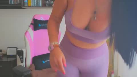 tatiana2224 online show from 05/19/26, 08:42