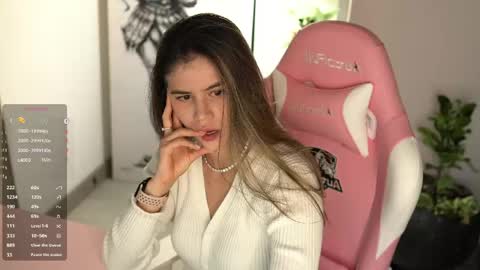 Snapshot of tatiana__cortes18 chatting on 04/05/26, 08:50 Sofia But You can call me Sofi online show from 04/05/26, 08:50