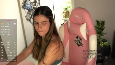 Snapshot of tatiana__cortes18 chatting on 04/19/26, 07:27 Sofia But You can call me Sofi online show from 04/19/26, 07:27