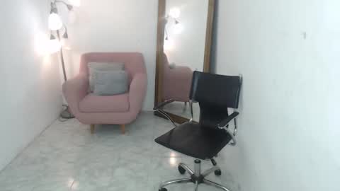 isabel online show from 11/03/25, 02:57