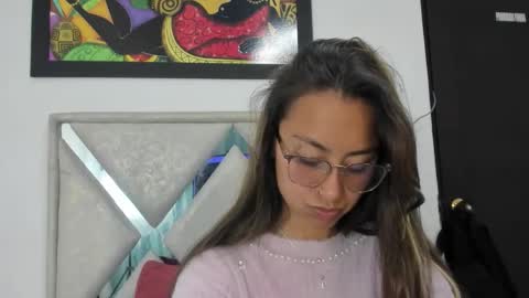 Snapshot of tatiana_valencia chatting on 04/23/26, 01:13 Tati online show from 04/23/26, 01:13