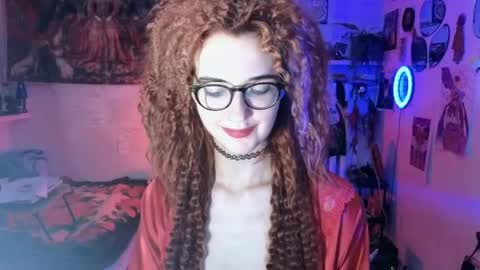 Snapshot of tatianaromanova chatting on 04/12/26, 07:52 Tatiana online show from 04/12/26, 07:52