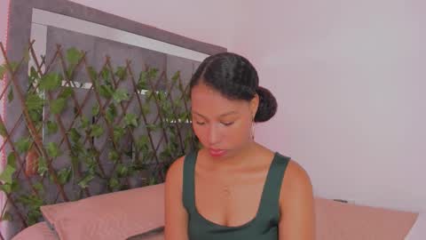 Snapshot of tatianasquirthot chatting on 02/27/26, 07:58 tatianasquirthot online show from 02/27/26, 07:58