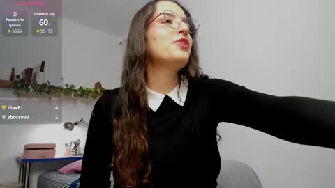 Snapshot of tatiannaz chatting on 09/26/25, 09:19 Tatianna online show from 09/26/25, 09:19