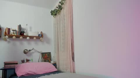 Snapshot of tatiannaz chatting on 12/04/25, 10:46 Tatianna online show from 12/04/25, 10:46