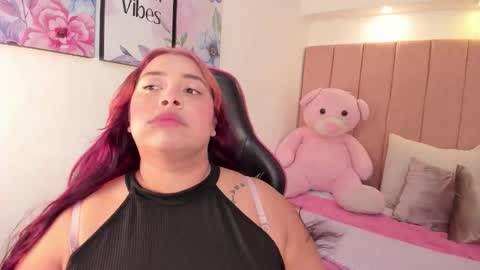 Snapshot of tatikanyx chatting on 02/17/26, 04:57 tatikanyx online show from 02/17/26, 04:57