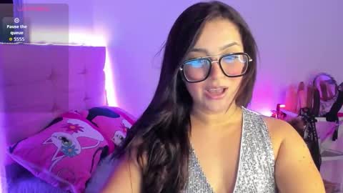 Snapshot of tatissdeliciuss chatting on 11/03/25, 01:29 Tatiss online show from 11/03/25, 01:29