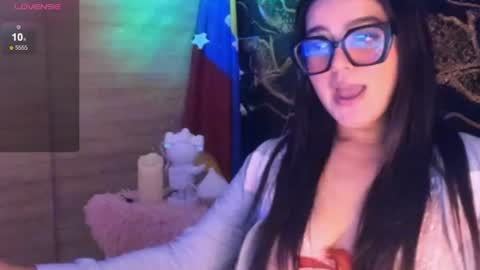 Snapshot of tatissdeliciuss chatting on 07/06/26, 02:52 Tatiss online show from 07/06/26, 02:52