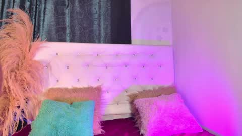 tatix online show from 06/03/26, 06:57