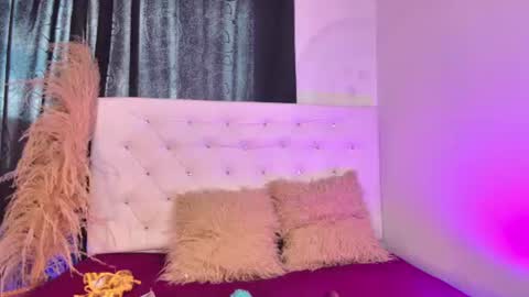 tatix online show from 07/27/26, 06:48