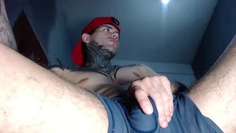 Snapshot of tatsexboy chatting on 02/27/25, 04:52 SeX-Boy online show from 02/27/25, 04:52