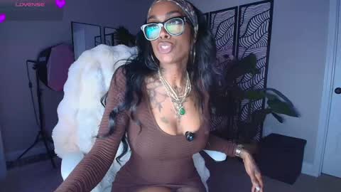 Tatted Queen online show from 05/14/26, 03:13