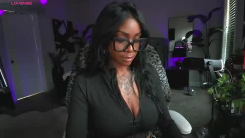 Tatted Queen online show from 06/29/26, 08:20