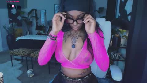 Tatted Queen online show from 07/23/26, 07:23