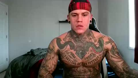 Snapshot of tatteddaddy9000 chatting on 09/23/25, 01:58 D-Man online show from 09/23/25, 01:58