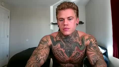 Snapshot of tatteddaddy9000 chatting on 09/29/25, 03:50 D-Man online show from 09/29/25, 03:50