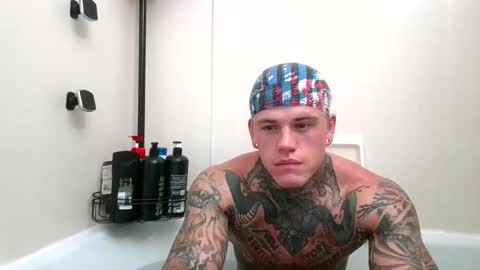 Snapshot of tatteddaddy9000 chatting on 10/10/25, 10:47 D-Man online show from 10/10/25, 10:47