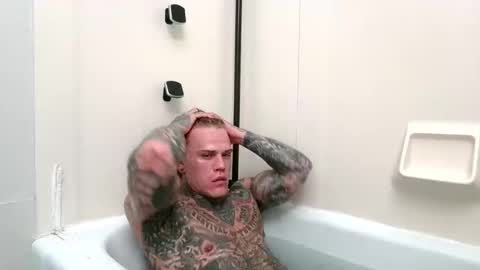 Snapshot of tatteddaddy9000 chatting on 11/03/25, 02:02 D-Man online show from 11/03/25, 02:02