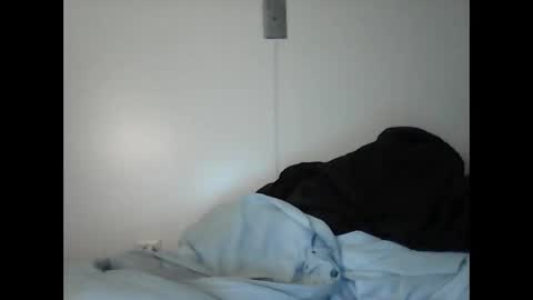 Snapshot of tattedpanther chatting on 09/17/25, 10:44 tattedpanther online show from 09/17/25, 10:44