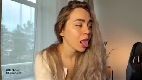 Snapshot of tatti_1 chatting on 10/29/25, 04:48 Tata online show from 10/29/25, 04:48