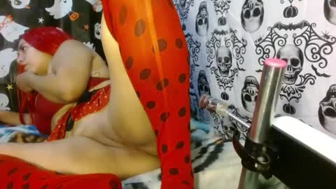 Snapshot of tattiandbugle chatting on 10/20/25, 06:30 Katty badbitch online show from 10/20/25, 06:30