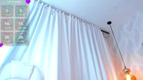 Snapshot of tattofoxx__ chatting on 10/31/25, 01:01 Tatto Fox online show from 10/31/25, 01:01