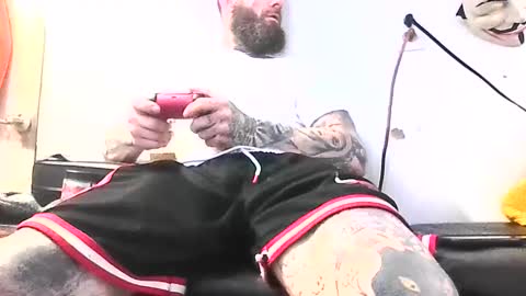 tattoo3333 online show from 11/30/25, 12:36