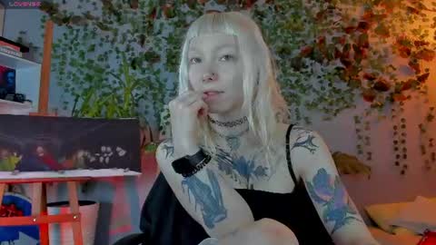 tattoo_artbaby online show from 07/10/26, 04:28