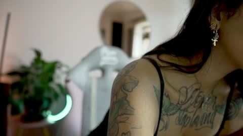 Nathalie Hardy  online show from 10/03/25, 02:58