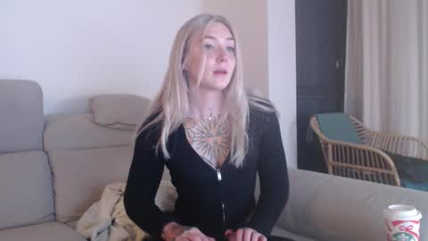 tattoobbgirl online show from 12/04/25, 05:54