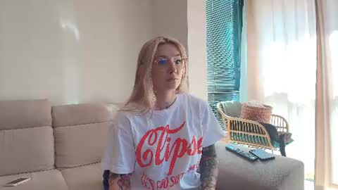 tattoobbgirl online show from 06/15/26, 03:03