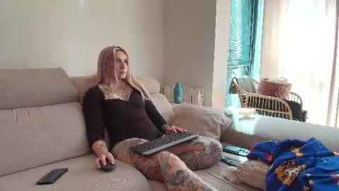 tattoobbgirl online show from 06/22/26, 03:09