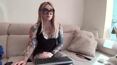 tattoobbgirl online show from 06/27/26, 04:01