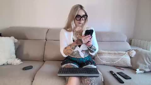 tattoobbgirl online show from 07/02/26, 05:08