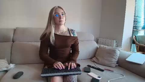 tattoobbgirl online show from 07/17/26, 05:29