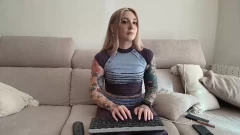 tattoobbgirl online show from 07/27/26, 03:41