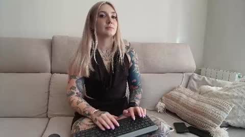 tattoobbgirl online show from 07/28/26, 02:35