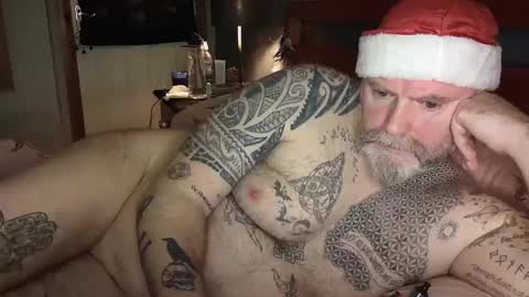 Tattooeddilf 01 online show from 12/22/24, 11:52