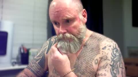 Snapshot of tattooeddilf01 chatting on 09/08/25, 10:53 Tattooeddilf 01 online show from 09/08/25, 10:53