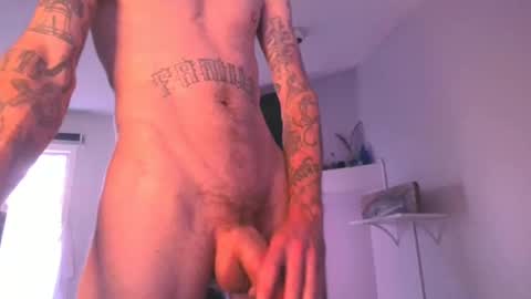 Mr. Favorite online show from 01/05/25, 01:47