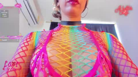 Tatoo foxx online show from 05/20/26, 01:50