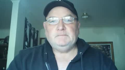 Snapshot of tattzsexy chatting on 11/29/25, 10:46 tattzsexy online show from 11/29/25, 10:46