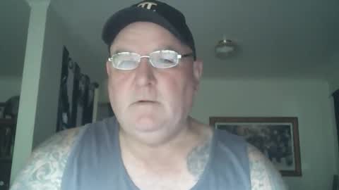 Snapshot of tattzsexy chatting on 12/03/25, 10:41 tattzsexy online show from 12/03/25, 10:41